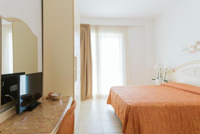 Hotel Mocambo Milano Marittima Eksteriør bilde